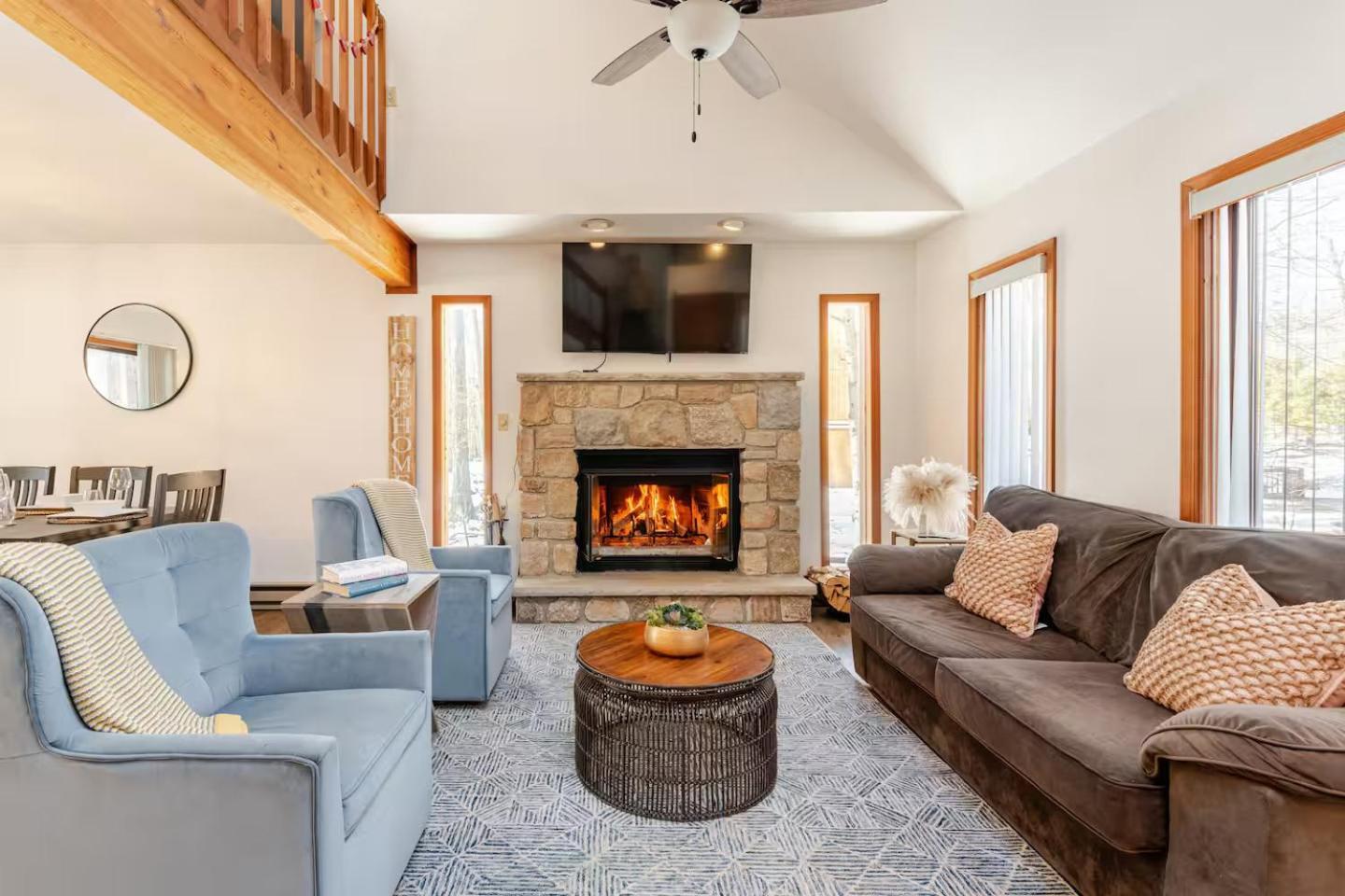 Cozy Cabin At Poconos With Hot Tub And Fire Pit East Stroudsburg Esterno foto