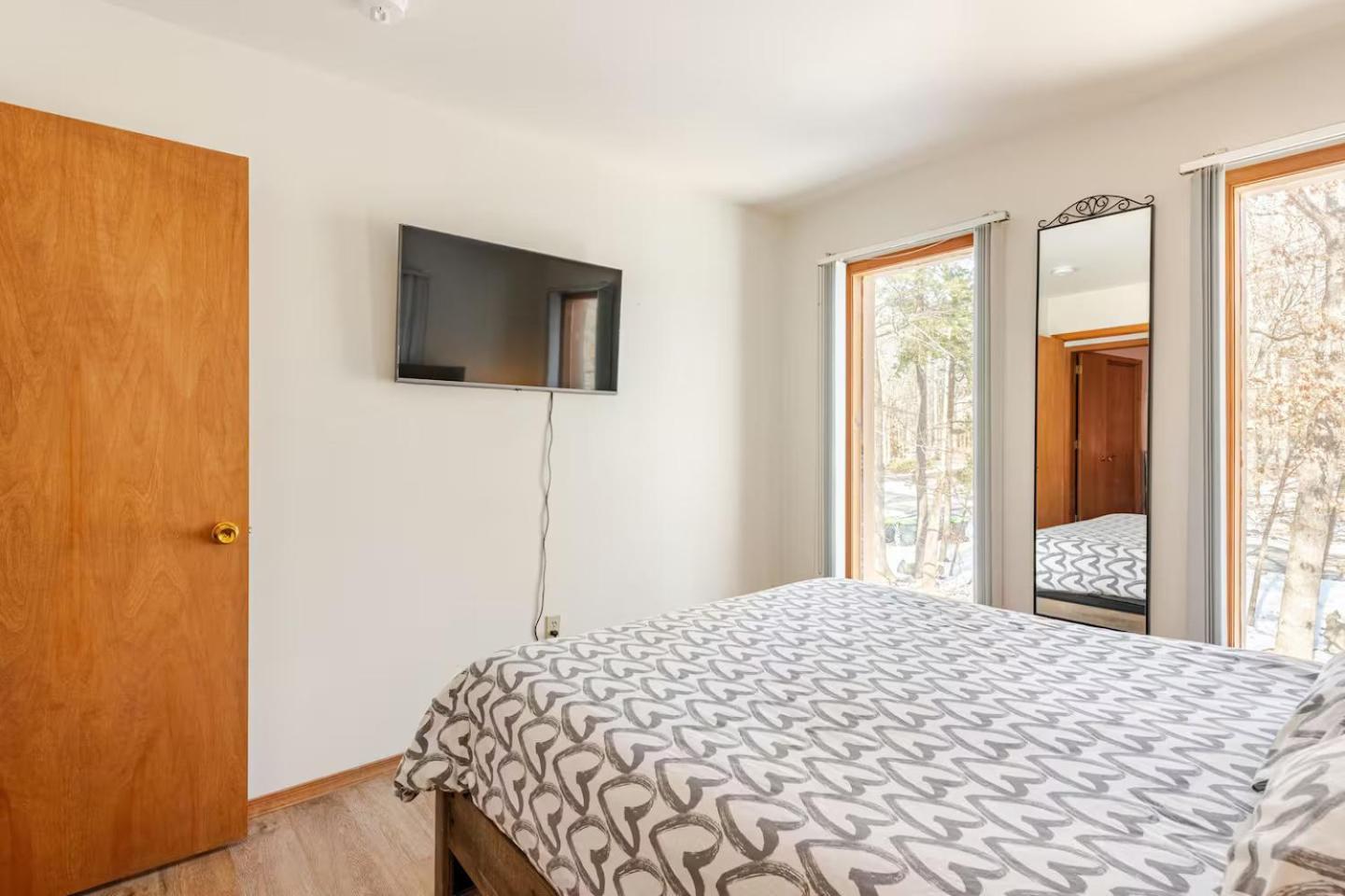Cozy Cabin At Poconos With Hot Tub And Fire Pit East Stroudsburg Esterno foto
